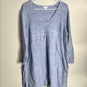 Elegant Blue V-Neck Tunic